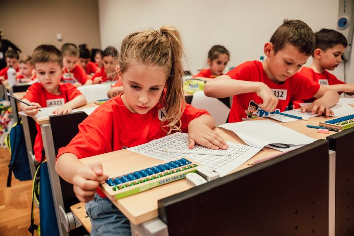 Vi&scaron;e od 200 djece na državnom natjecanju iz mentalne aritmetike u Varaždinu