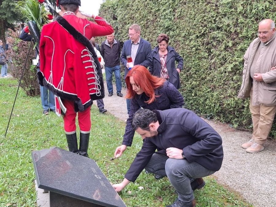 Odana počast žrtvama holokausta