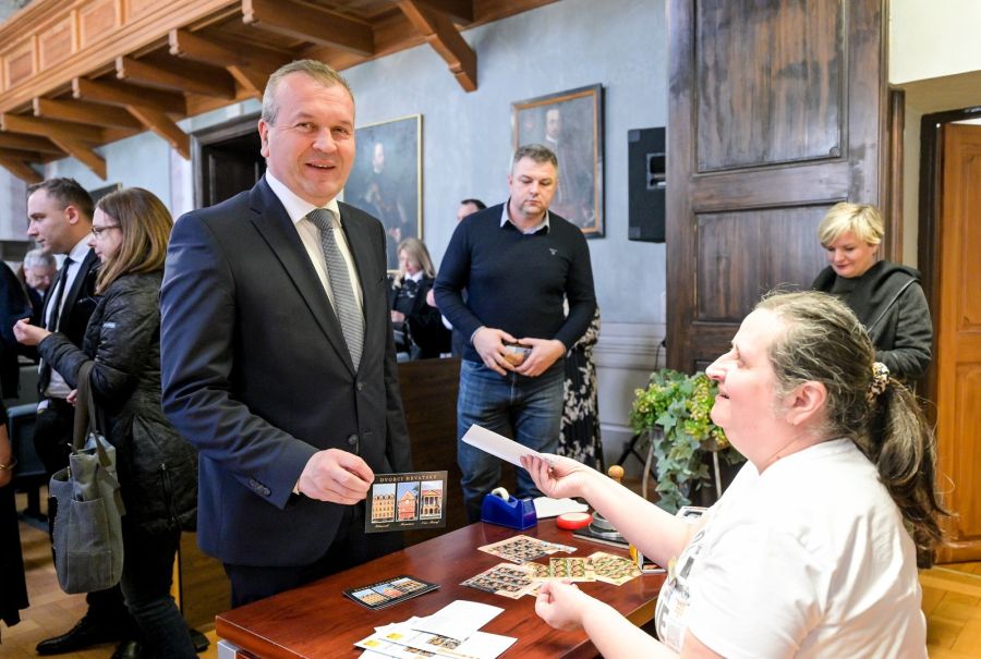 U Županijskoj palači promovirana po&scaron;tanska marka &bdquo;Dvorci Hrvatske"  - Klenovnik - Maru&scaron;evec - Novi Marof&ldquo;