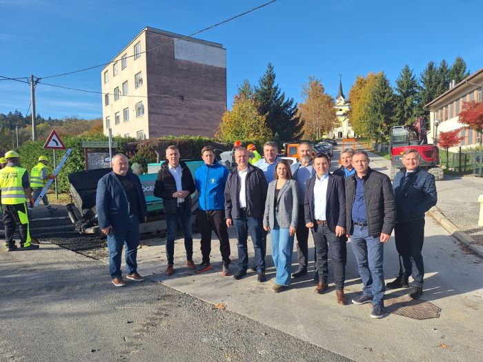 U zavr&scaron;noj fazi radovi na obnovi pje&scaron;ačkih staza kroz Marčan i Vinicu &ndash; ulaganje od 206.000 eura povećat će sigurnost djece i mje&scaron;tana