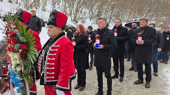 U Podrutama obilježena 34. obljetnica pogibije europskih promatrača: &bdquo;Čuvanjem sjećanja odaje se počast nevinim i hrabrim žrtvama&ldquo;