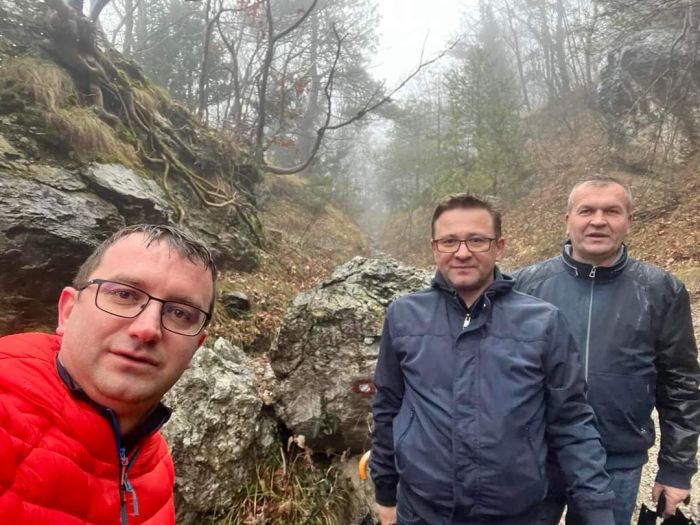 Na Sveta tri kralja održan tradicionalni pohod na Ravnu goru