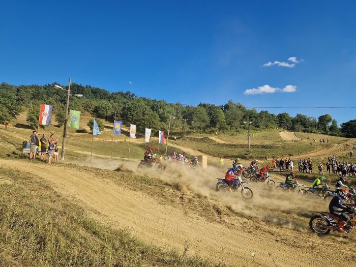 Motocross utrka u Breznici okupila vi&scaron;e od 100 natjecatelja