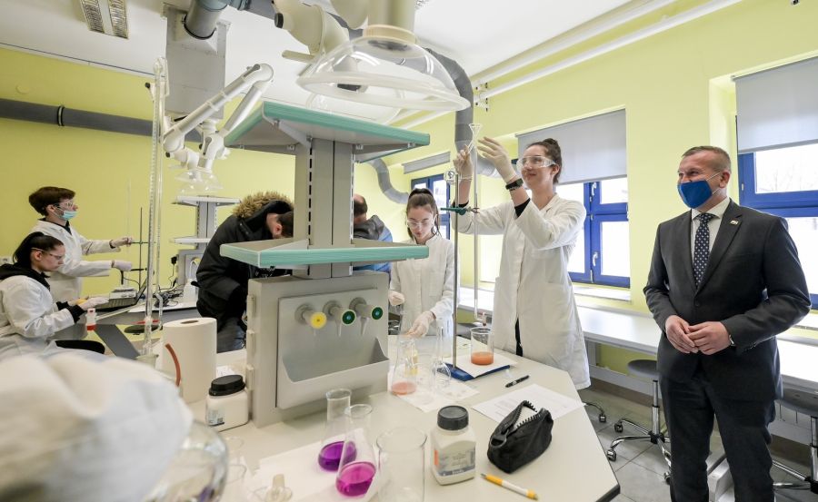 U opremanje i izgradnju praktikuma u trima srednjim &scaron;kolama u Hallerovoj aleji u Varaždinu uloženo preko 15 milijuna kuna