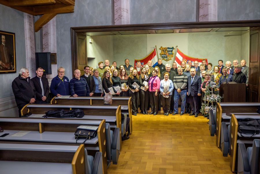 Dru&scaron;tvo za obilježavanje grobi&scaron;ta ratnih i poratnih žrtava Varaždin obilježilo 25 godina rada i postojanja
