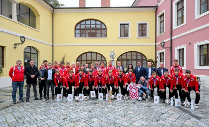 Varaždinska županija dočekala svjetske prvake: Zlatna generacija ispisala povijest hrvatskog &scaron;kolskog nogometa